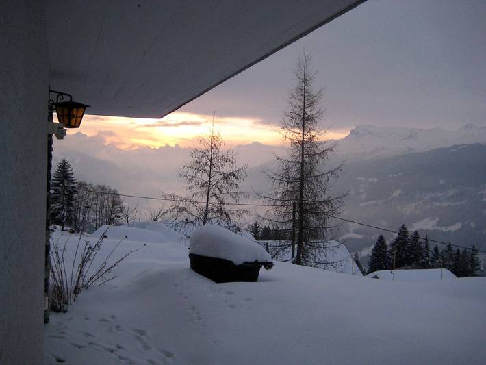 Entire holiday apartment, Ferienhaus Underem Ried - 4.5 bedroom house for 6 people, 160m2 in Luzein, Plessur alps