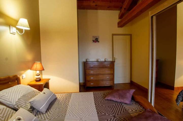 Gîte pour 6 personnes, avec jardin à Monpazier - 4