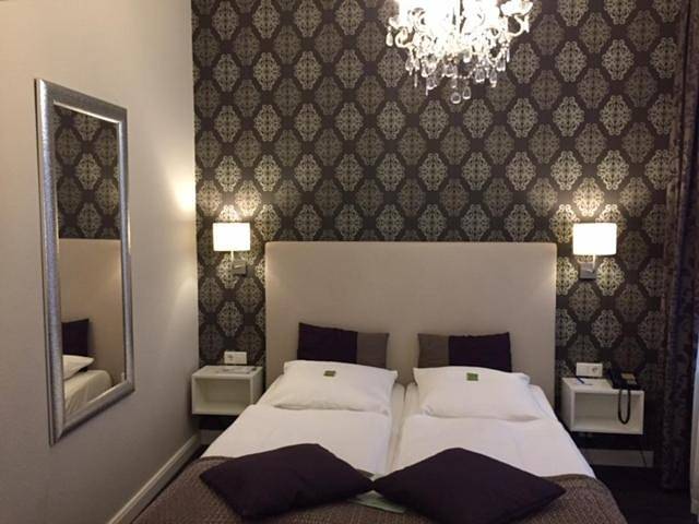Hotel für 2 Personen, mit Terrasse und Garten sowie Sauna in Bremer Freimarkt - 2