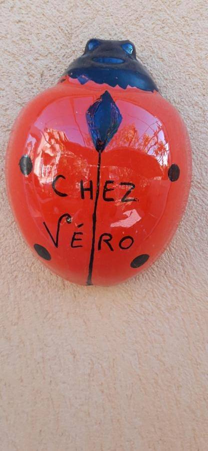 Chez Vero - Chambre D'Hôte Privee Climatisee -Salle D'Eau Individuelle - proche Cassis Calanque Ste Baume Marseille Le Castelet Agora - parking clos - jardin zen et ombragé - in Aubagne, Côte méditerranéenne (France)