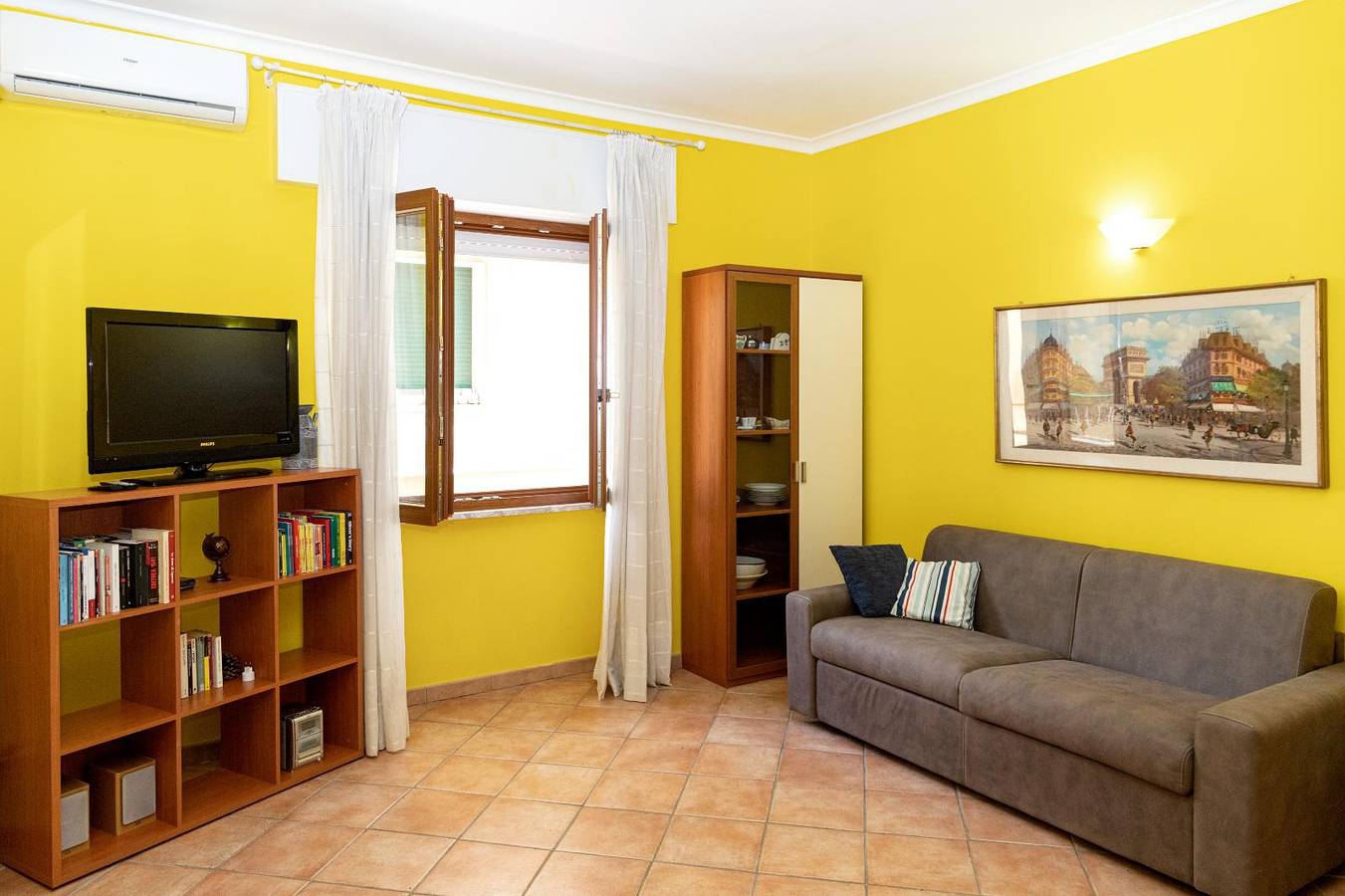 Appartement entier, Appartement de vacances pour 4 personnes avec balcon/terrasse in Nettuno, Province de Rome