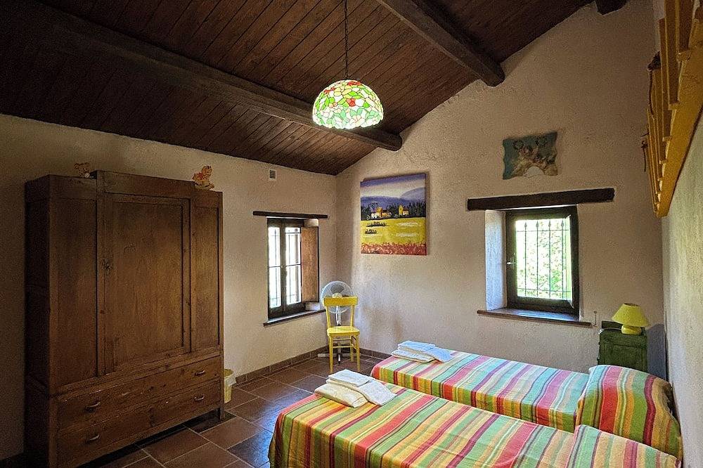 Villa Pesaro Urbino Bauernhaus mit Salzwasserpool. Vendrosella gehalten in Monteciccardo, Pesaro