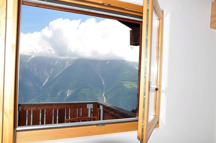 Gîte pour 4 personnes, avec balcon ainsi que balcon/terrasse et vue, animaux acceptés à Bettmeralp - 4