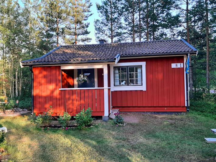 Hus för 3 Personer med trädgård in Siljan