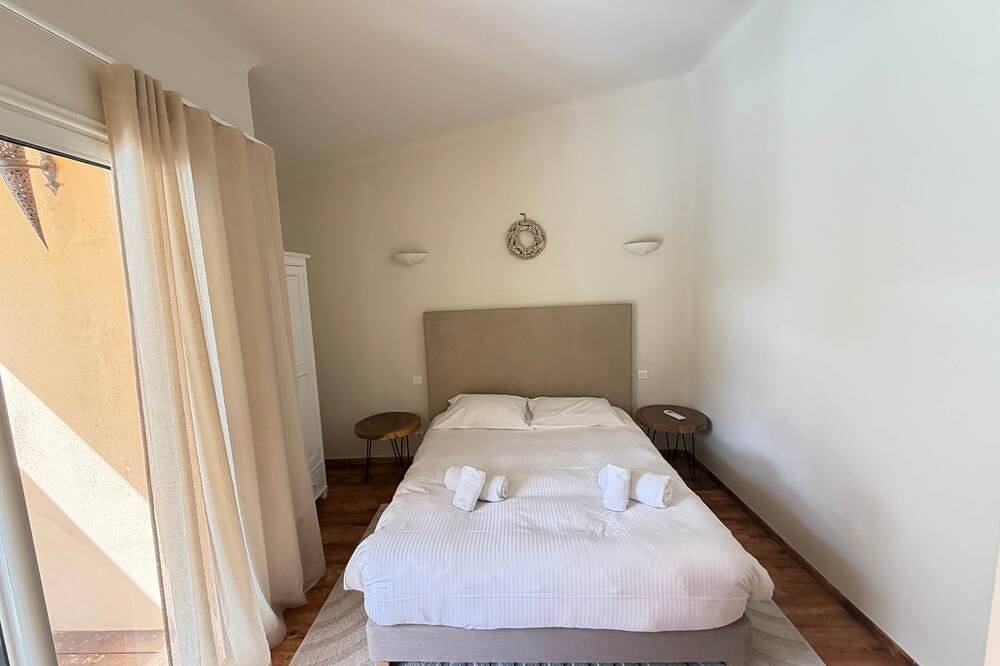 Villa \"Arca\" – Warmth, tranquility and heated pool in Porto-Vecchio in Sotta, Sartène und Umgebung