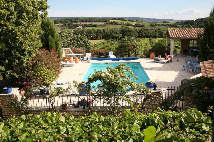 Gîte pour 14 personnes, avec piscine ainsi que balcon et jardin à Visan - 2