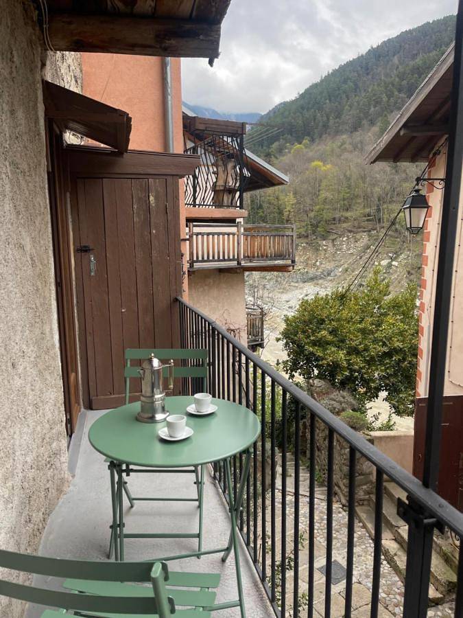 Gîte pour 2 personnes, avec balcon et vue à Saint-Martin-Vésubie - 2