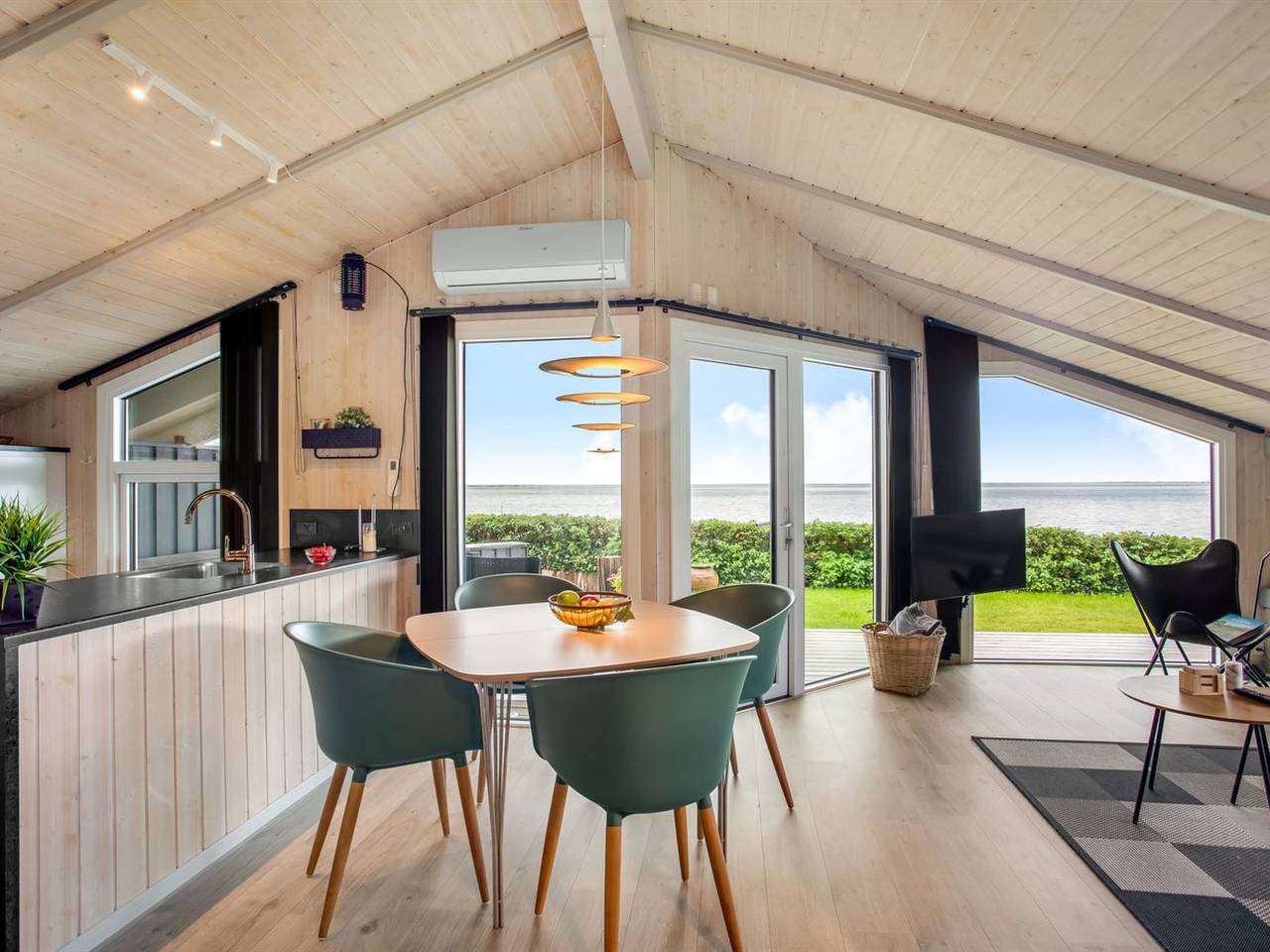 "Holmwith" - 50m from the sea in Sjelborg, Esbjerg