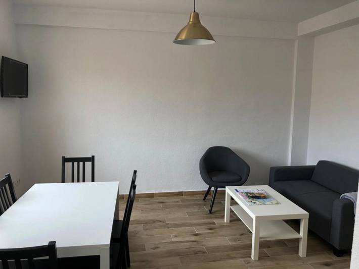 Apartamento de vacaciones para 6 personas, con balcón y vistas - 1