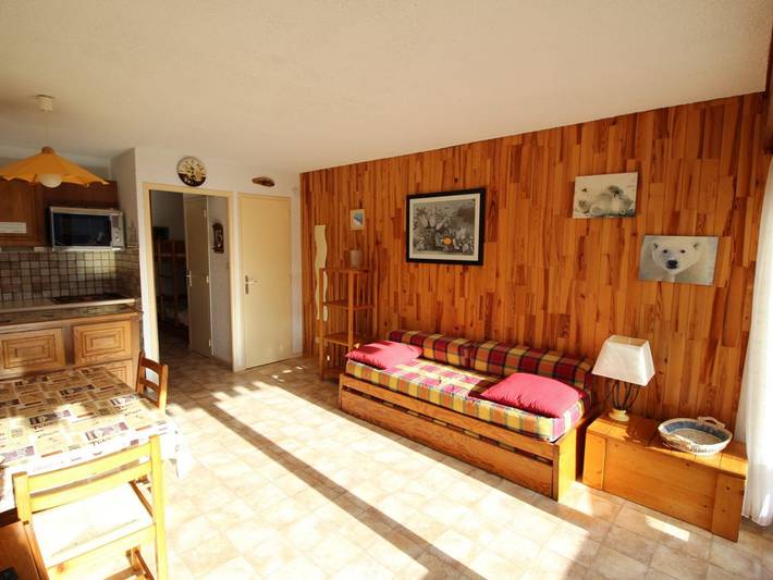 Ganze Wohnung, Studio-Kabine für 4, direkt an der Piste, Auris en Oisans in Auris, Nationalpark Écrins