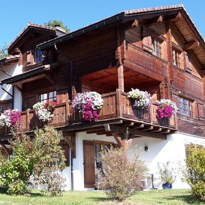 Ferienwohnung für 3 Personen, mit Garten in Flims Laax Falera