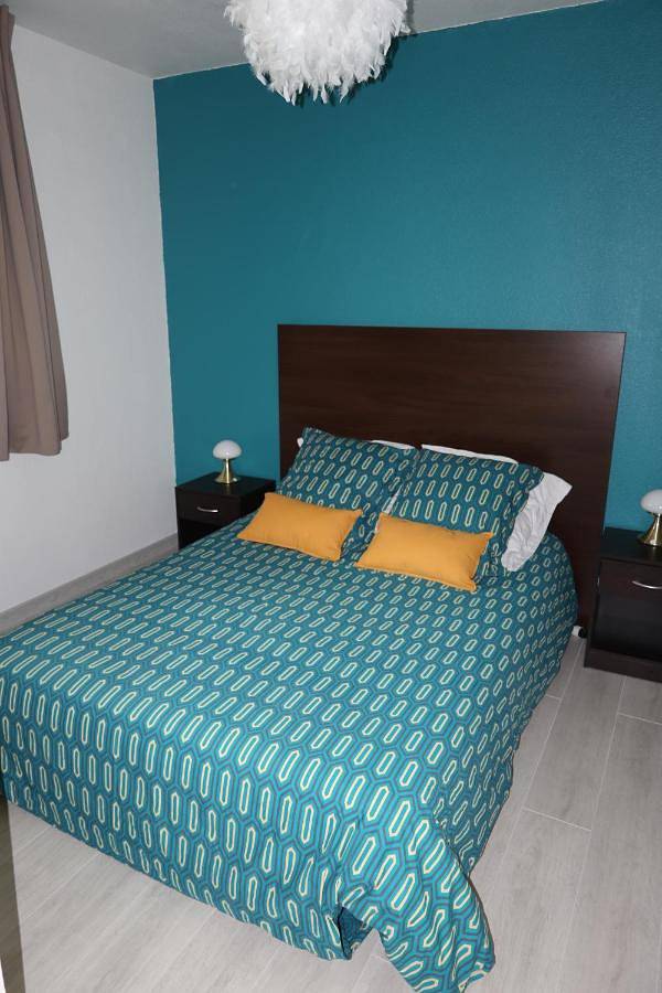 Gîte pour 2 personnes, avec terrasse ainsi que jardin et piscine à Équemauville - 4