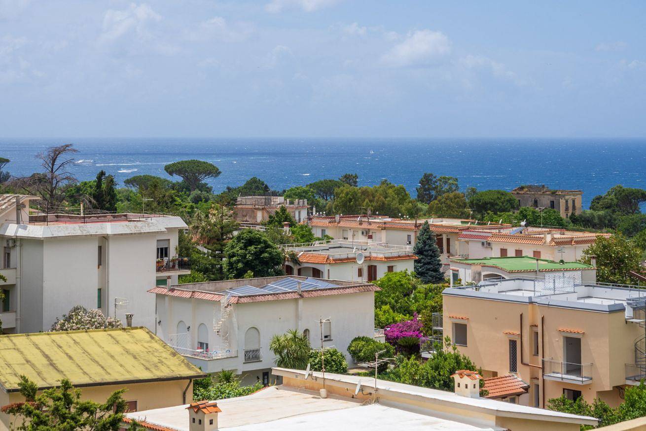 La Nave del Tè in Meta, Sorrentine Peninsula