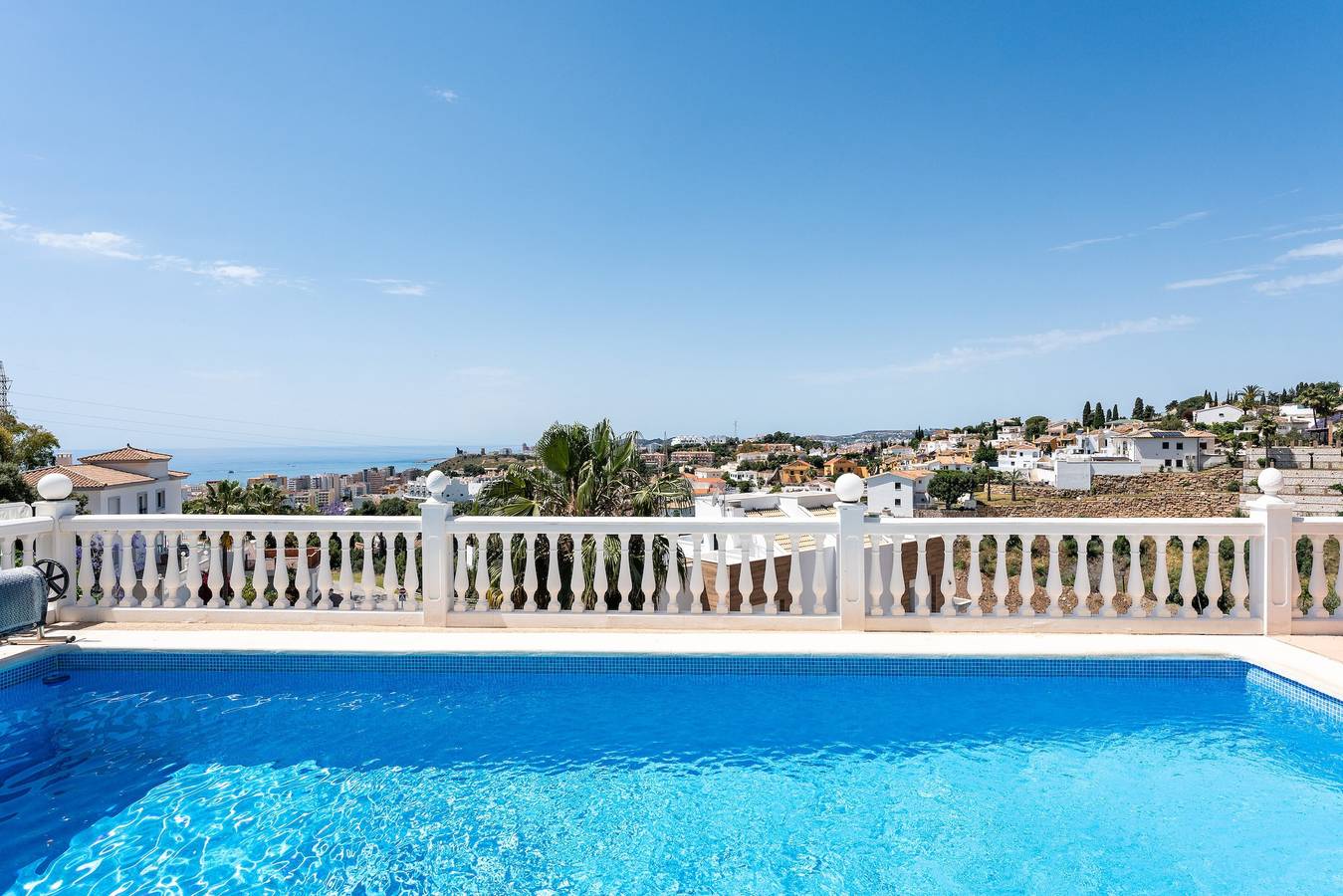 Villa 'Janina' mit Meerblick, Wlan und Klimaanlage in Torreblanca (Fuengirola), Fuengirola
