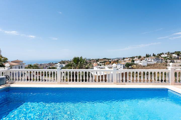 Ferienhaus für 13 Personen, mit Balkon und Garten in Fuengirola - 2