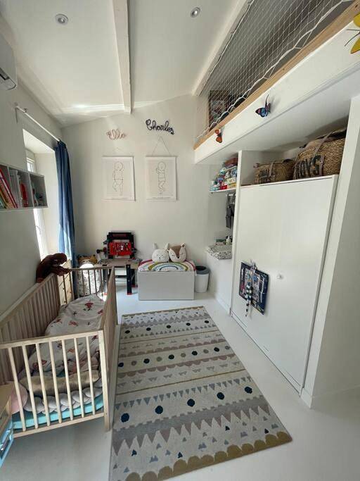 Three-Bedroom House in Marseille, Région de Marseille