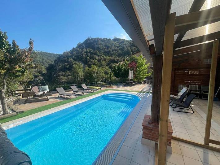 Gîte pour 8 personnes, avec Balcon et Jacuzzi ainsi que Terrasse et Jardin à Odèn - 2