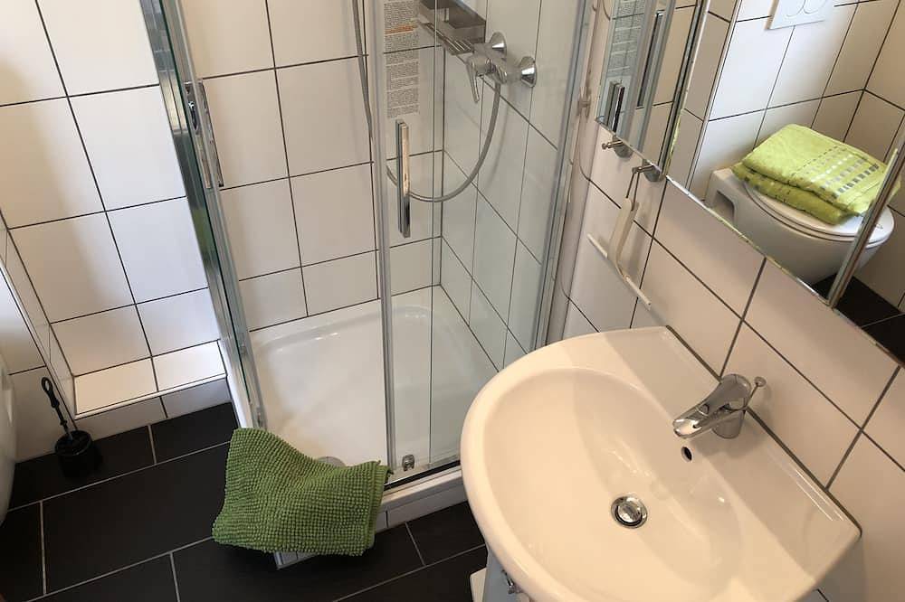 Ganze Wohnung, Apartment Kleinochsenfurt Studio_sonnige Terrasse_ Gartenmitbenutzung 1-2 Pers. in Ochsenfurt, Fränkisches Weinland