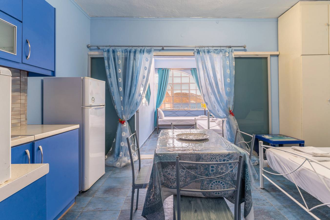 Ganze Wohnung, Apartment 'Posidonas' mit Meerblick, Wlan und Klimaanlage in Inseln der Region Attika