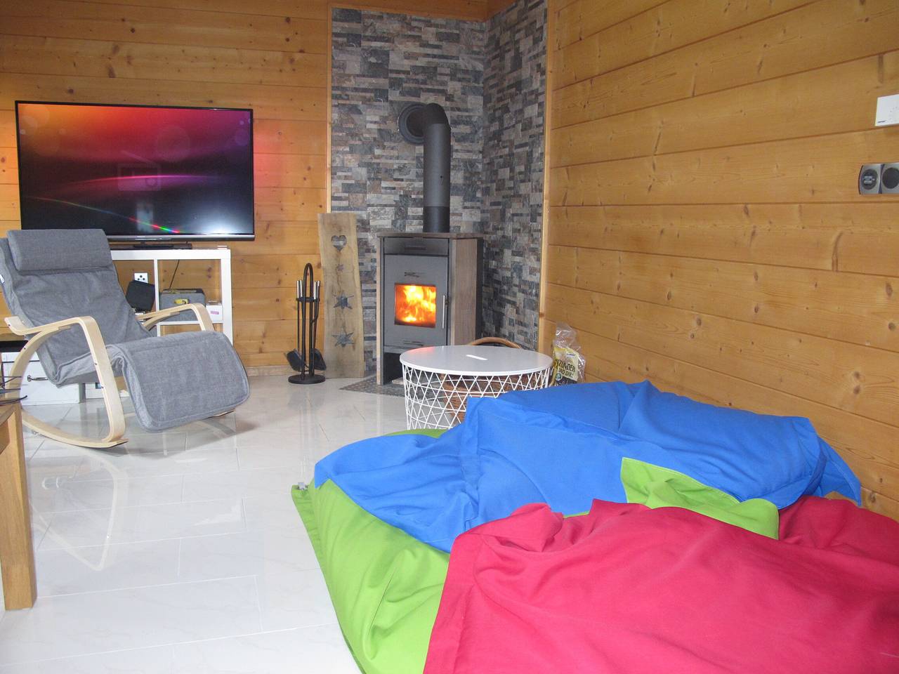 Ferienhaus 'Finkennest' mit Bergblick, privater Terrasse und Wi-Fi in Neukirchen am Großvenediger, Großvenediger