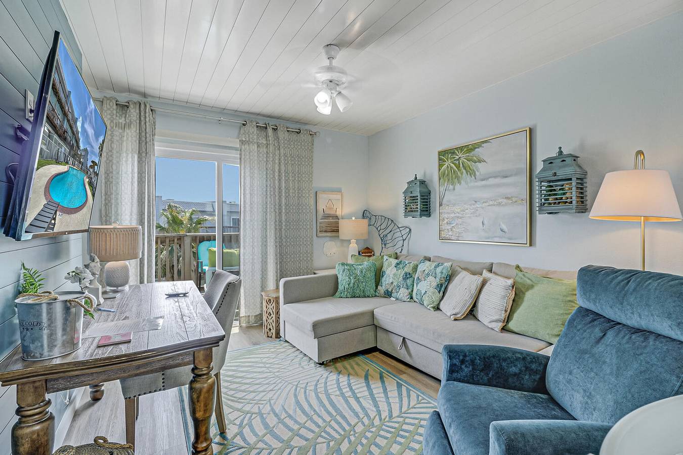 Vacation Rental for 4 Guests in Port Aransas, Mustang Island