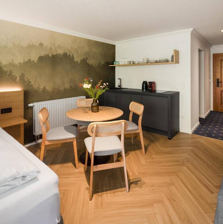 Hotel für 6 Personen, mit Balkon und Terrasse sowie Garten und Sauna in Unterjoch - 4