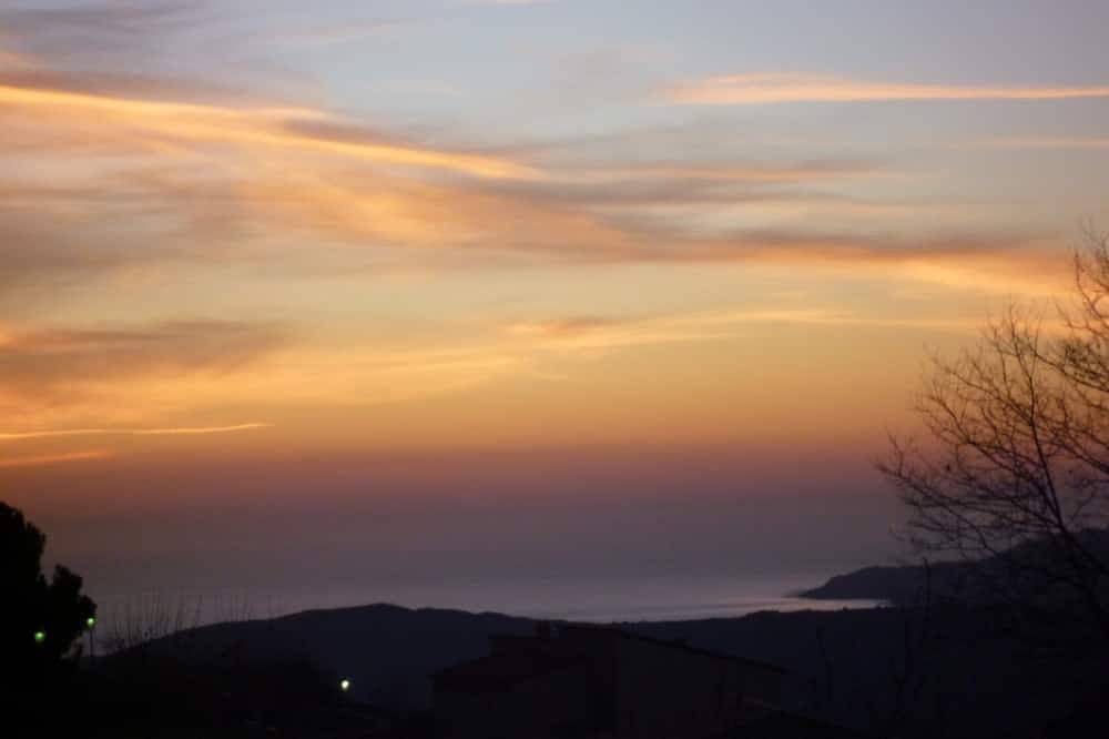 Ganze Wohnung, Wohnung in einem Haus in Casalabriva (14 Km von Propriano) in Casalabriva, Sartène und Umgebung