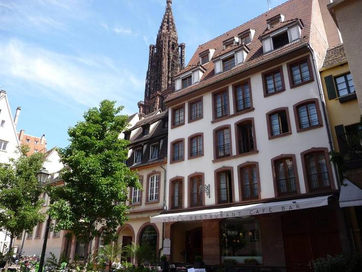 Hôtel pour 3 personnes, avec Vue dans Office De Tourisme De Strasbourg