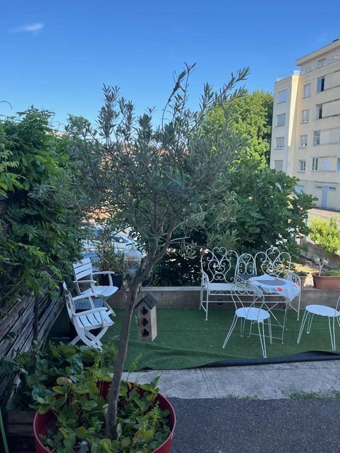 Gîte pour 4 personnes, avec Terrasse et Jardin à Schiltigheim - 2