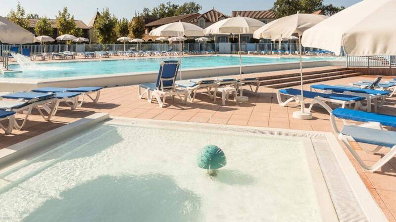 Entire holiday apartment, Ferienwohnung für 6 Personen (35 m²) in Monflanquin in Monflanquin, Villeneuve-sur-Lot region