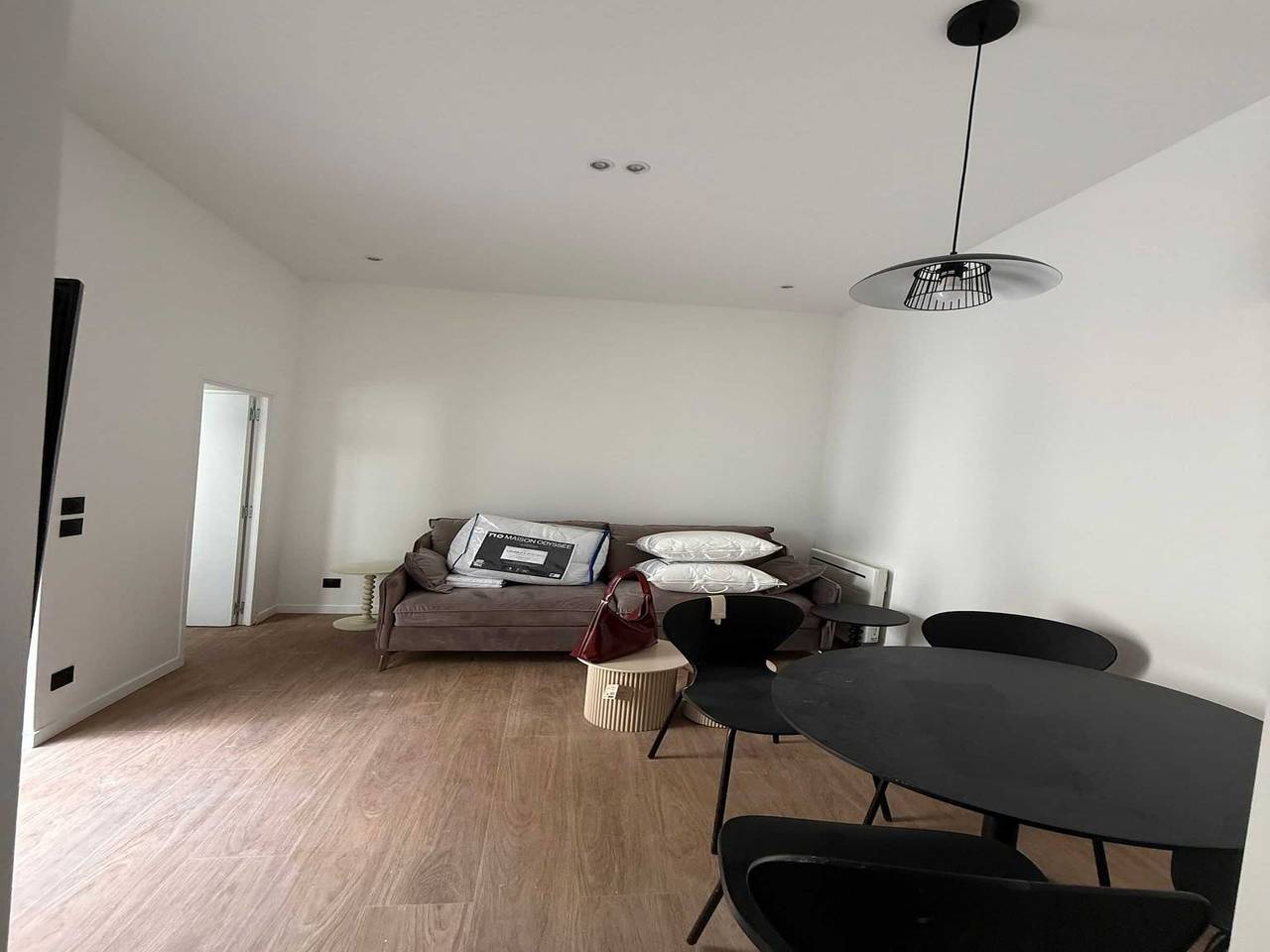 Apartamento entero, Apartamento con encanto - 1 dormitorio - 4 personas - Montreuil in Montreuil, Sena-Saint Denis