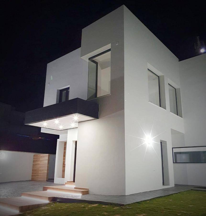 Villa de Lujo en Santa Margarita in Santa Margarita (Cadiz), La Línea de la Concepción