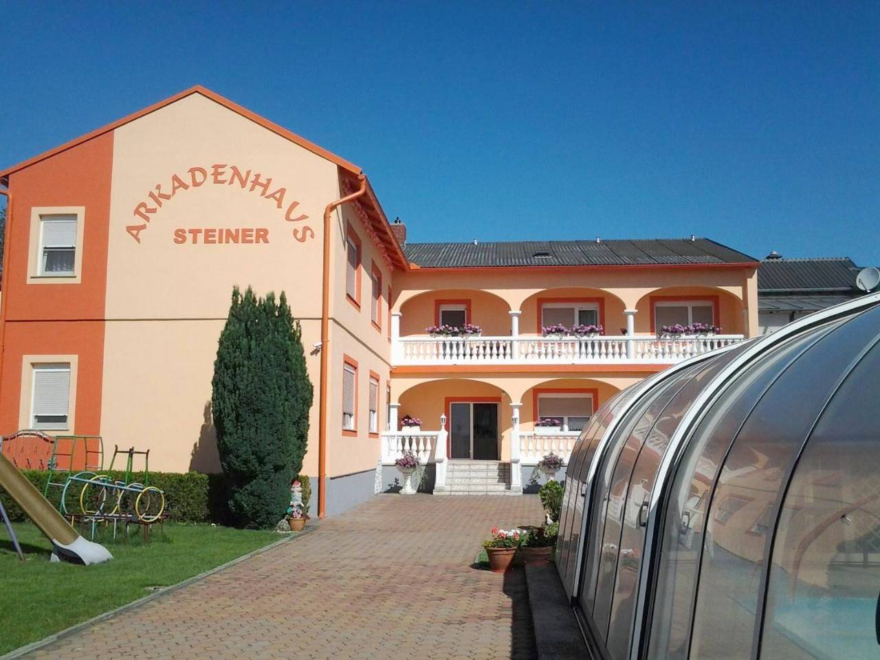 Arkadenhaus Steiner in Marktgemeinde Podersdorf am See, Neusiedlersee-Hügelland