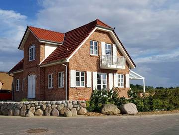Ferienhaus mit Meerblick für 8 Personen, mit Garten und Sauna sowie Balkon, kinderfreundlich im Klützer Winkel