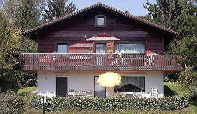 Ferienwohnung für 4 Personen, mit Terrasse und Garten in Arrach