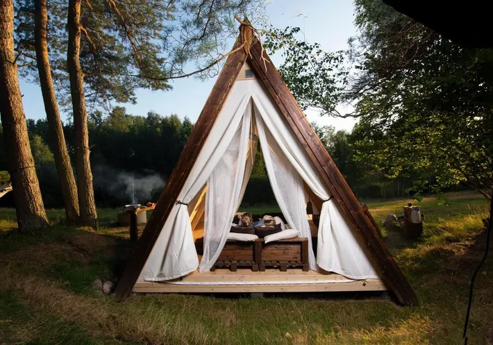 Zelt für 2 Personen, mit Garten und Seeblick sowie Ausblick und Terrasse - 1