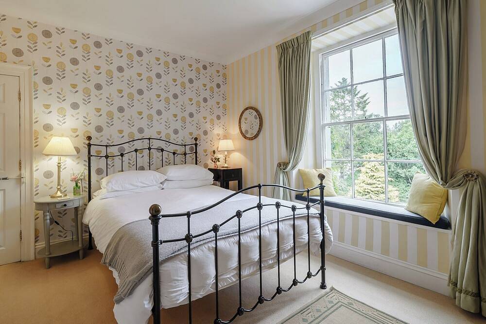 5 bedroom accommodation in Pooley Bridge, near Ullswater in Pooley Bridge, Lake District