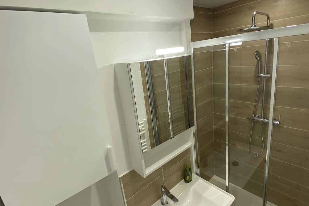 Entire apartment, Charming one-bedroom apartment in colombes (92) in Colombes, Hauts-de-Seine