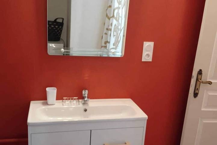 Gîte pour 4 personnes, avec terrasse et jardin dans Via ferrata de Liaucous - 4