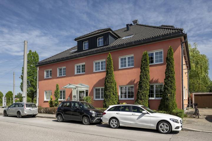 Hotel, mit Balkon in Salzburg