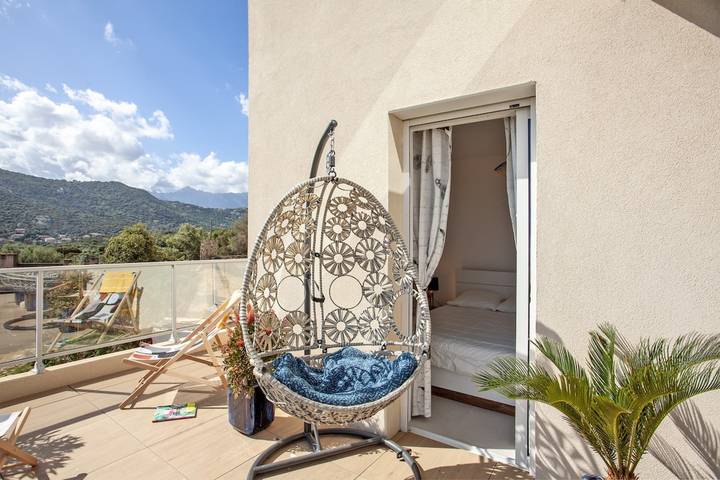 Gîte pour 4 personnes, avec terrasse à L'Île-Rousse - 3