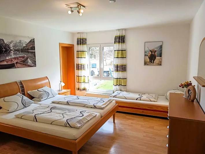 Ferienwohnung für 6 Personen, mit Terrasse und Garten in Vandans - 4