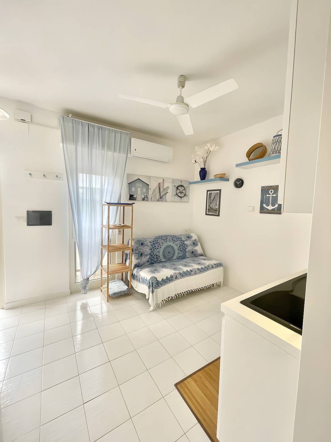 Apartamento entero, Apartamento 'Casa 20' con terraza privada, Wi-Fi y aire acondicionado in Stintino, Nurra