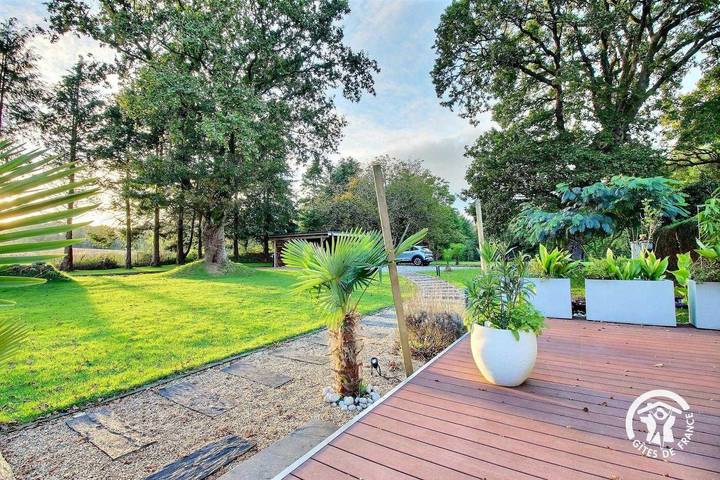 Gîte pour 6 personnes, avec jardin ainsi que terrasse et jacuzzi, animaux acceptés à Guidel - 3
