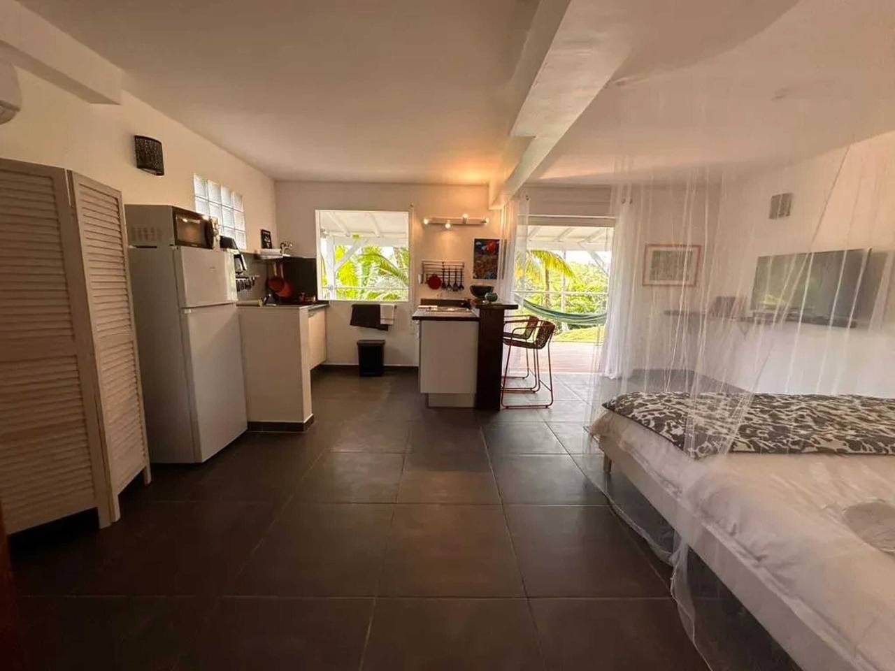 Estudio entero, Estudio acogedor en Petit-Bourg con terraza 30 m² in Petit-Bourg, Guadalupe