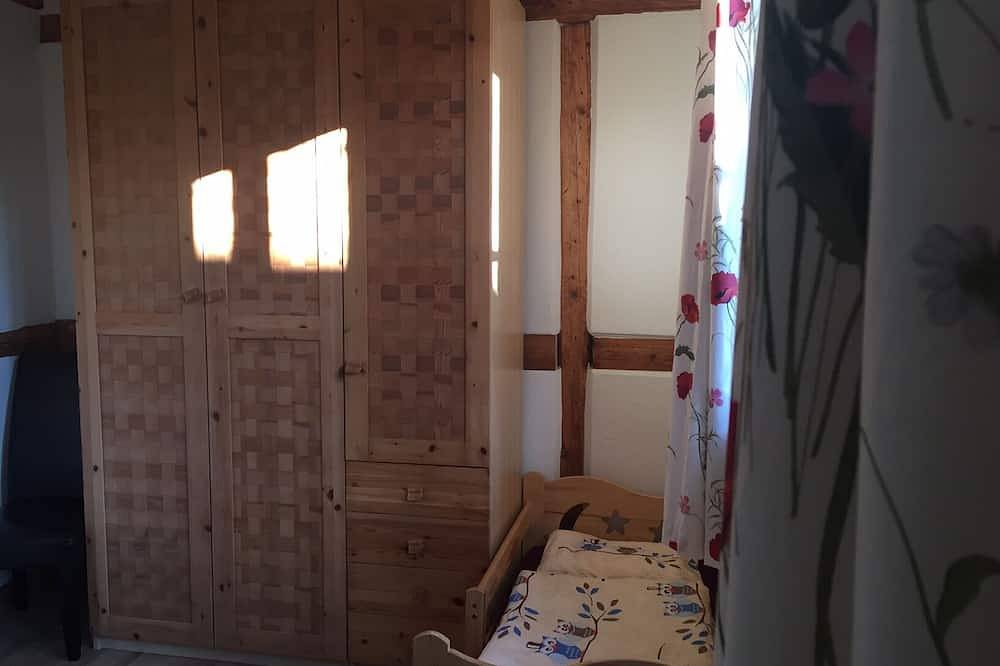 Ganze Wohnung, Gemütliche Ferienwohnung mit Kamin im Harz I in Darlingerode, Ilsenburg