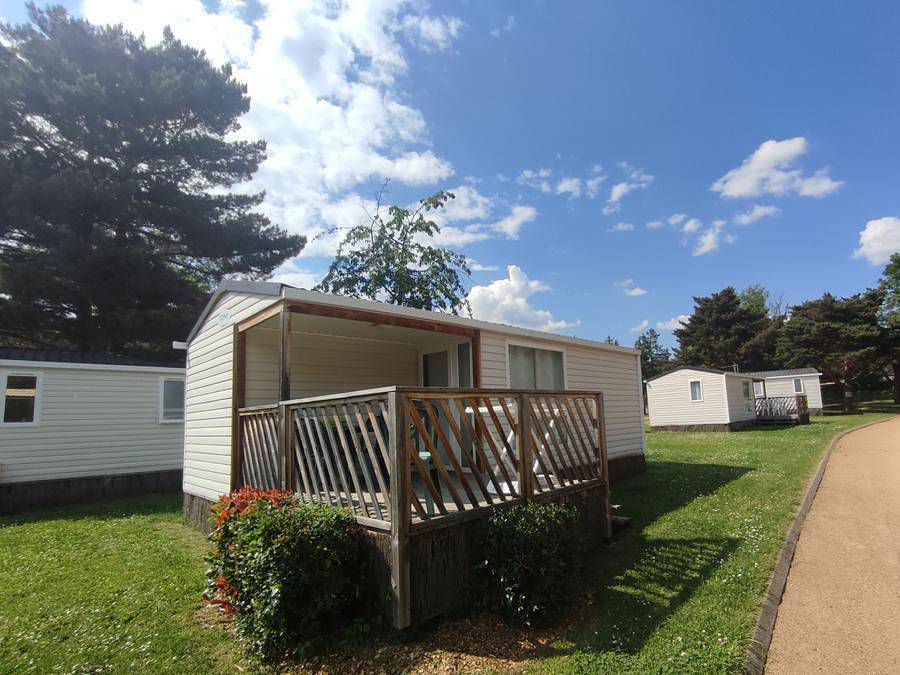 Camping Chanset - Casa mobile 4 persone - Carazze in Ceyrat, Parco naturale regionale dei vulcani dell'Auvergne