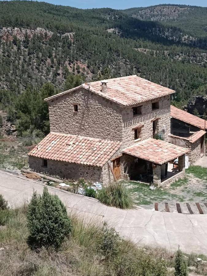 Casa rural para 11 personas, con jardín y vistas en Olba