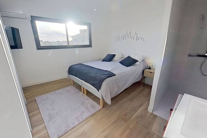 Villa pour 8 personnes, avec jacuzzi ainsi que jardin et piscine au Grau-d'Agde - 4