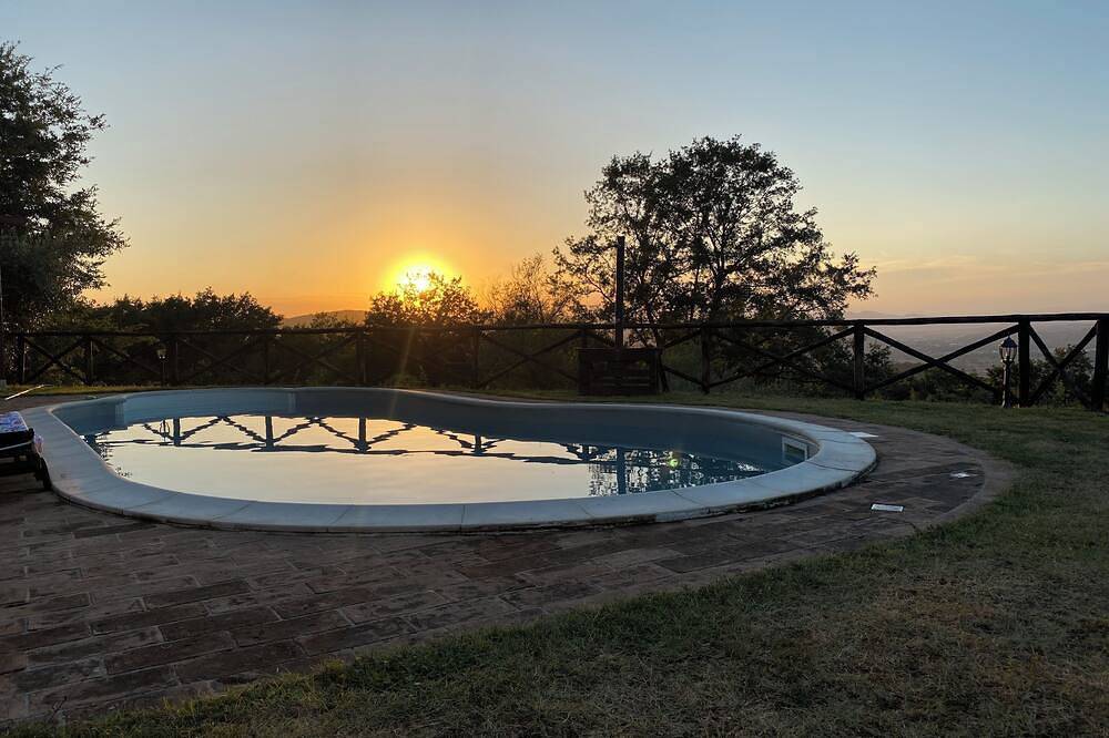 Villa con piscina privata tra Perugia Assisi Gubbio in Umbertide, Valtiberina